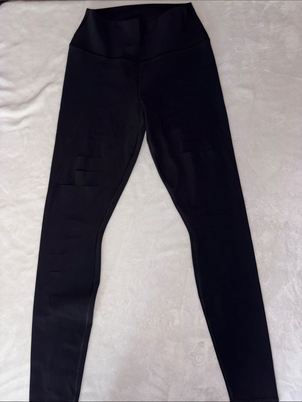 Alo Yoga Ripped Warrior Leggings